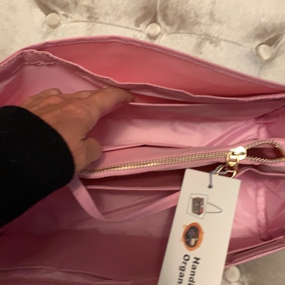 Handbag organizer, easily transfer from bag to bag - Picture 7 of 9